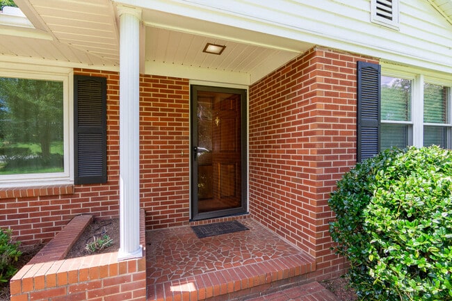 Photo - 3003 Stratford Dr