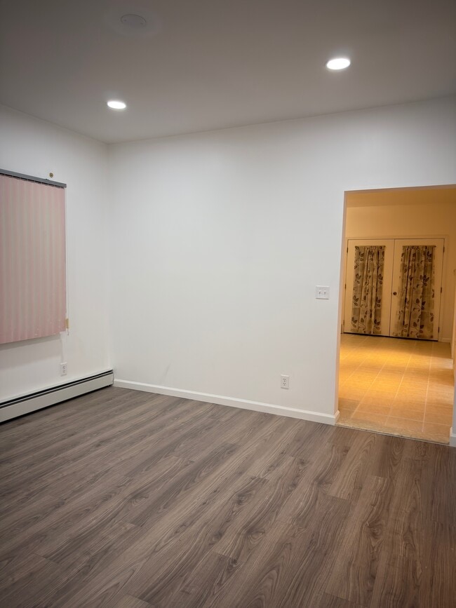 Photo - 1795 Bedford Ave