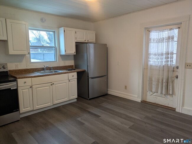 Photo - 71 E Pearl St Unit Second Floor