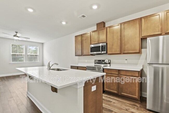 Photo - 101 Langley Dr Unit B