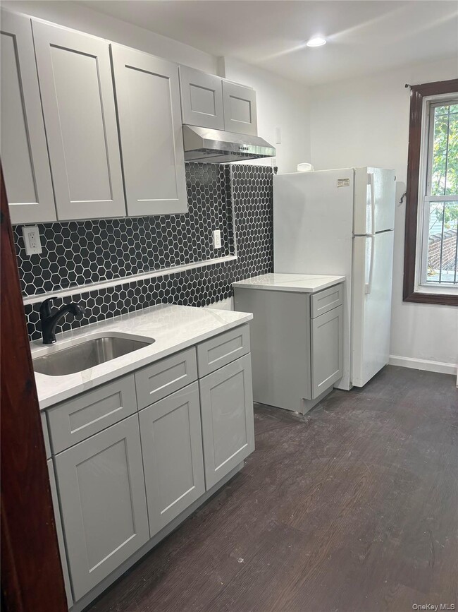 Photo - 107-05 Rockaway Blvd