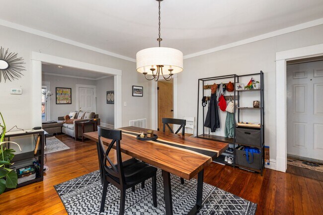 Photo - 1114 Fulton St E Unidad 2