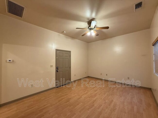 Photo - 522 Center St Unidad #B