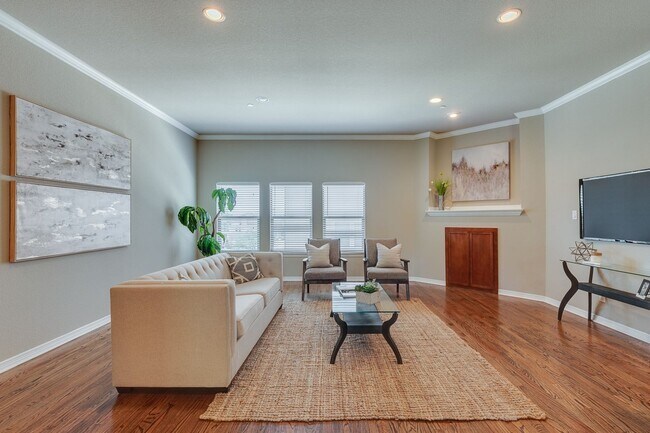 Photo - Miyama Cantey Townhomes 2816 Unit 114