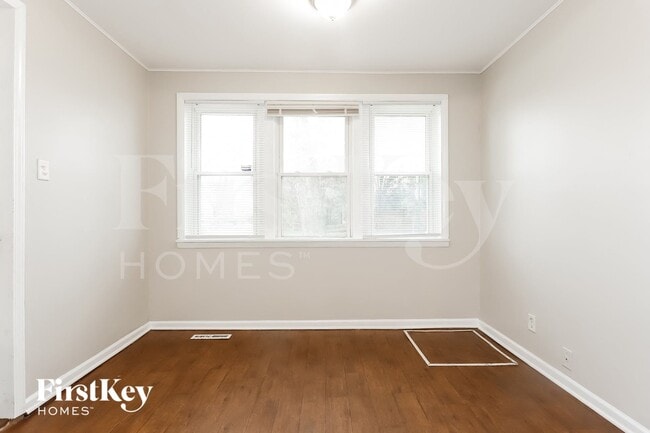 Photo - 4600 W 79th Pl