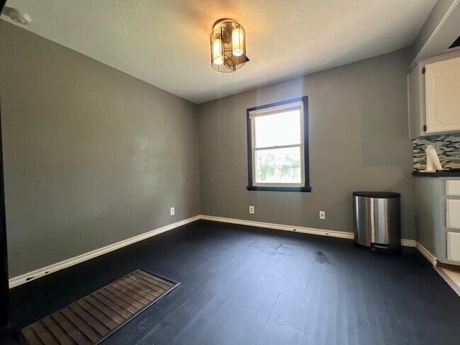 Photo - 3204 SE 19th St