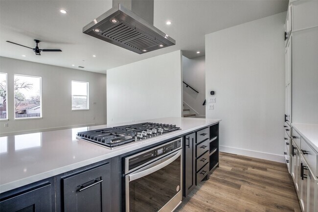 Photo - 2143 Mail Ave Unit 103