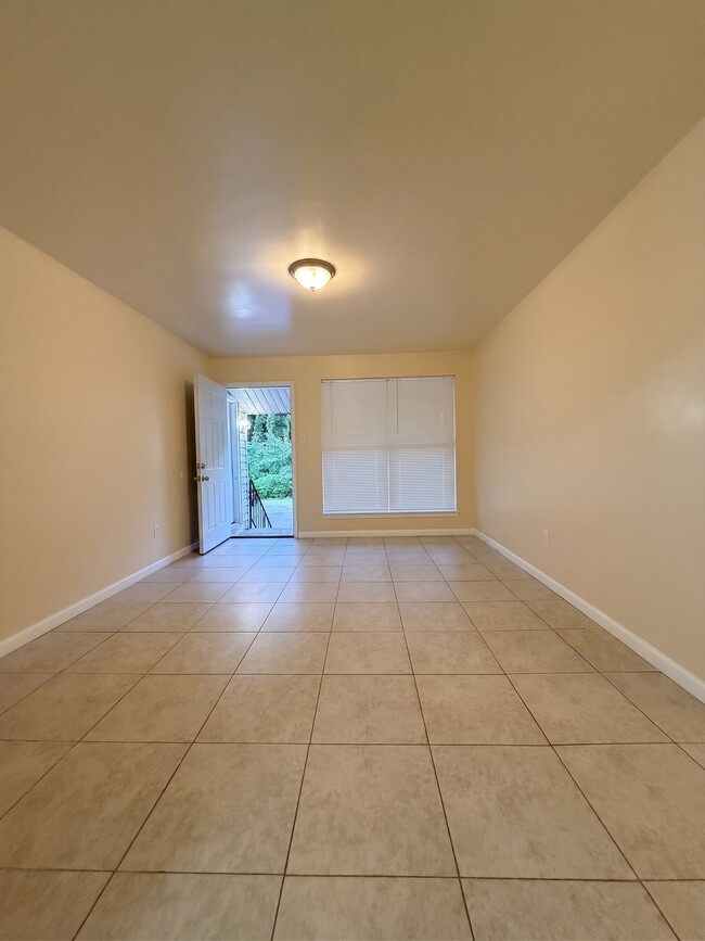 1747 Morey St Unit 2
