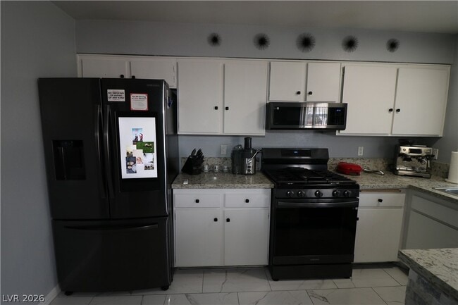 Building Photo - 4800 Fernley Way