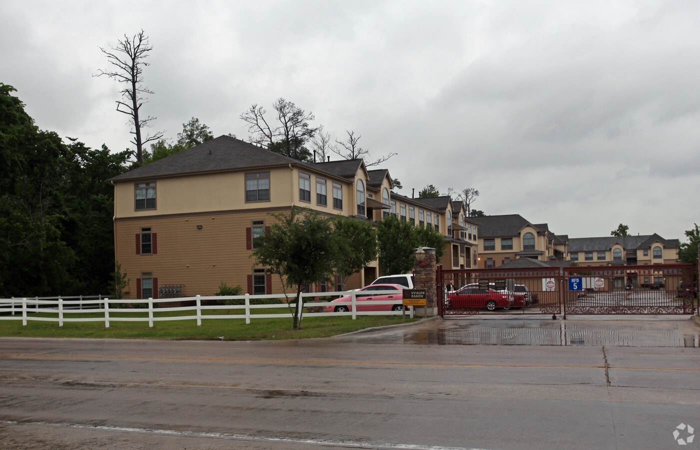 Photo - Uvalde Ranch Apartments