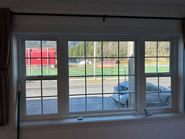 Photo - 1160 Park Ave Unit B