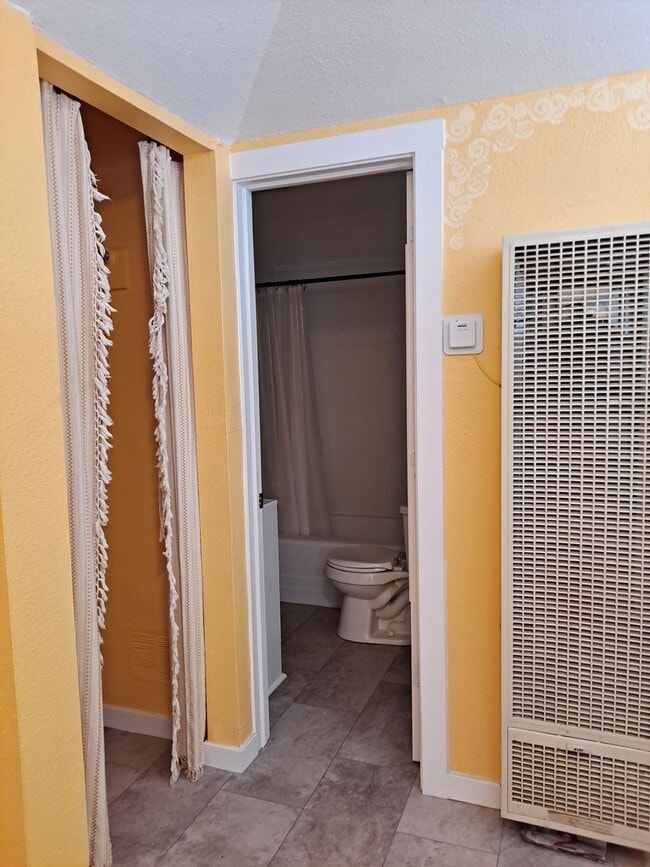 Photo - ALL PROSPECTIVE TENANTS MUST SUBMIT A $58 ...