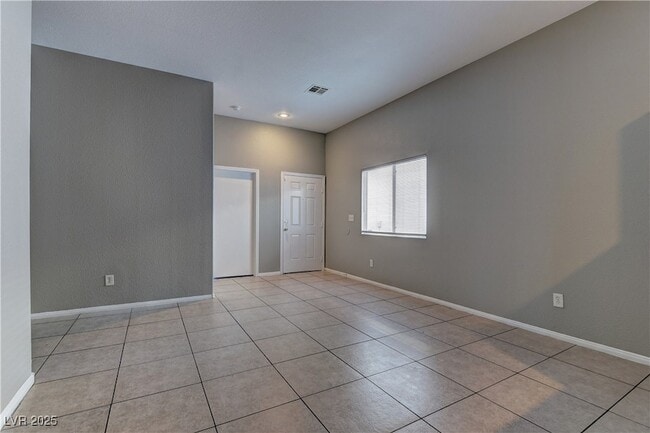 Photo - 1635 Marion Bennet Dr
