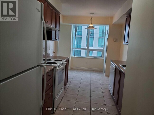 Photo - 88 Grangeway Ave Unit 1908