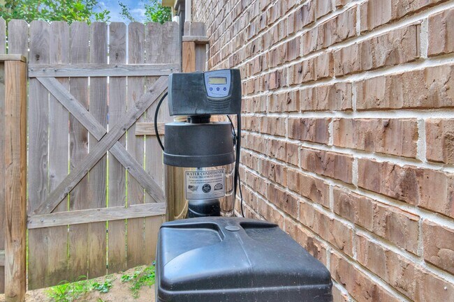 Photo - 3018 Shadowbrook Chase Ln