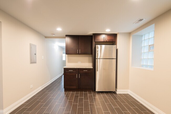 Photo - 2758 N Richmond St Unit 6H