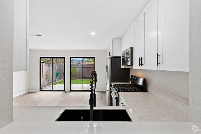 Building Photo - 2524 Ocean Cove Dr Rental