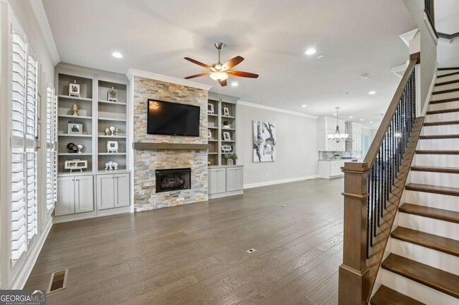 Photo - 355 Cricket Ln