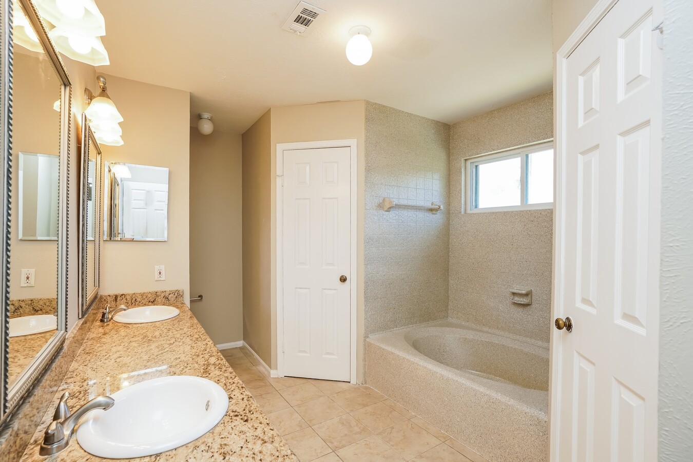 Photo - 7834 Sunny Ridge Dr