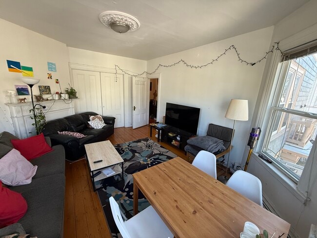 Photo - 268 Broadway Unit 2