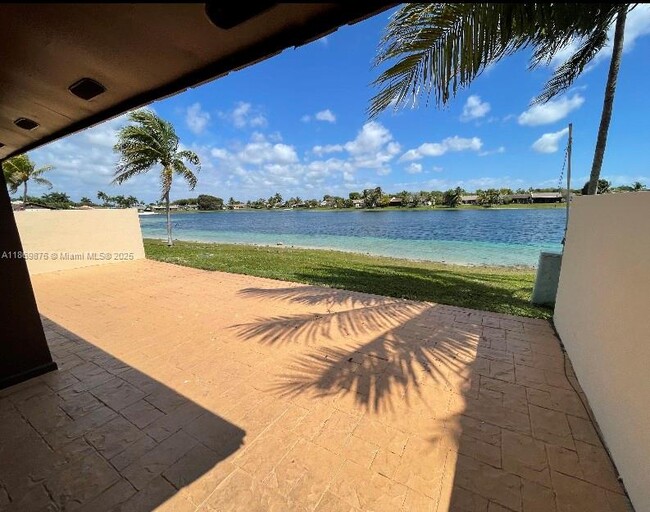 Building Photo - 11741 SW 125th Ct Rental