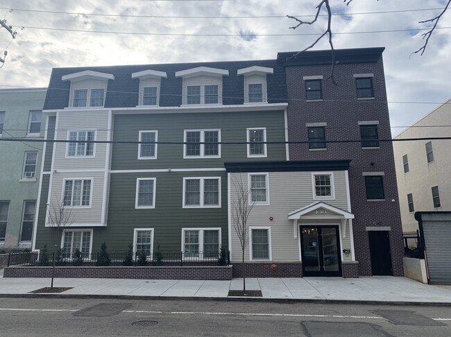 The Schuyler - The Schuyler Apartments
