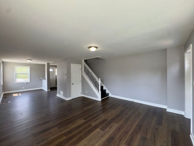 Photo - 7441 Berkshire Rd