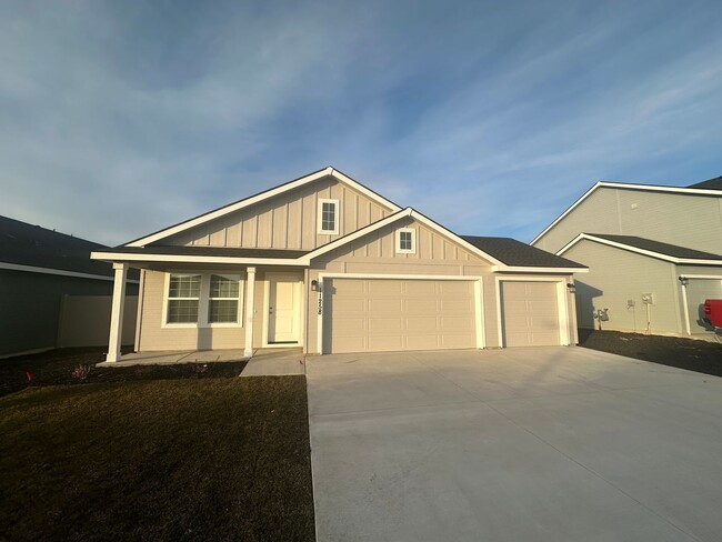 3bed, 2bath, 1,474Sq.ft. 3-car garage home... - 3bed, 2bath, 1,474Sq.ft. 3-car garage home...