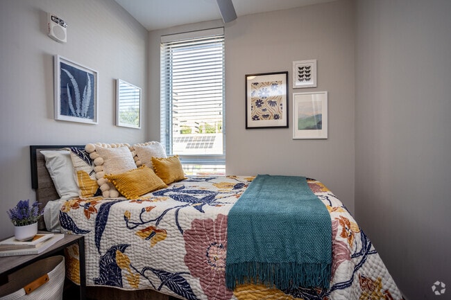 4BR, 4BA - 1,181SF - Bedroom 3