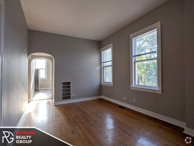 Building Photo - 2259 W Hirsch St Unit 2259-1W Rental