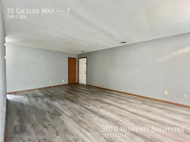 Photo - 10 Giesler Way Unit 7