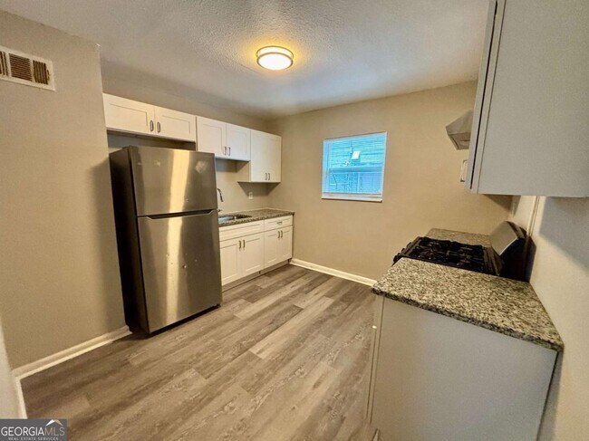 Photo - 1048 Washington St SW Unit #1