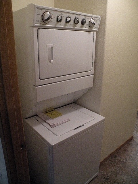 Photo - 2901 S Donovan Dr