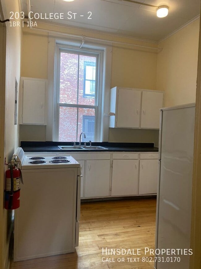 Photo - 203 College St Unidad 2