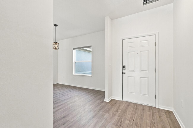 Photo - 1261 SW Curry St