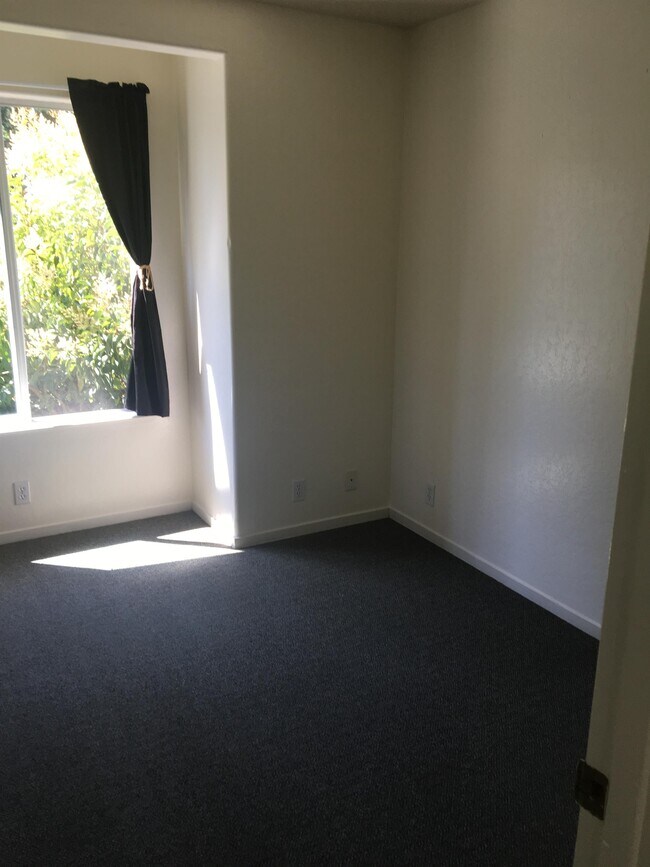 Photo - 149 Hunolt St