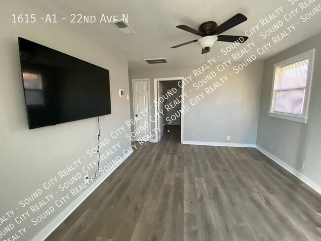 Photo - 2 Bed/ 1 Bath in triplex - North Nashville... Unit 22nd Ave N