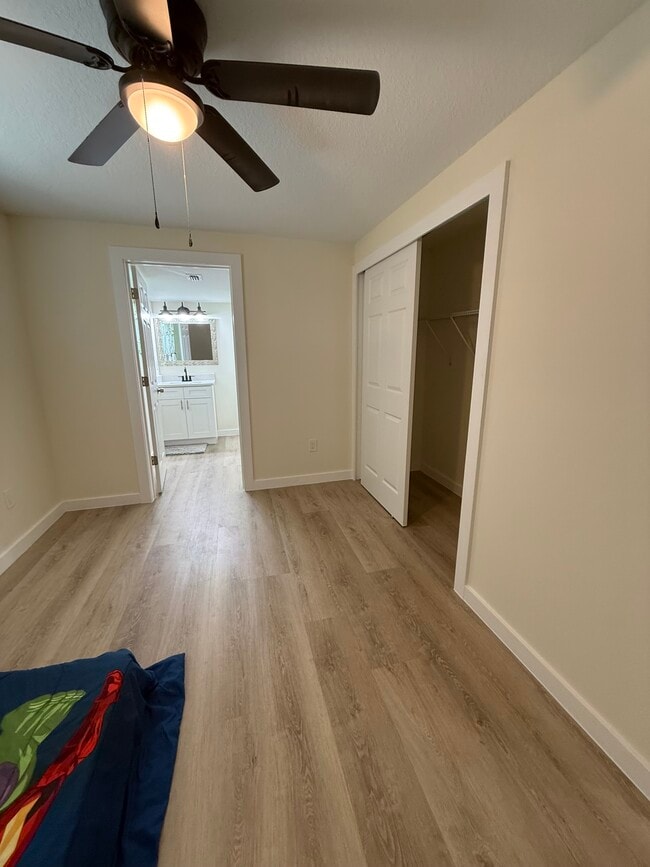 Photo - 1540 7th Ave E