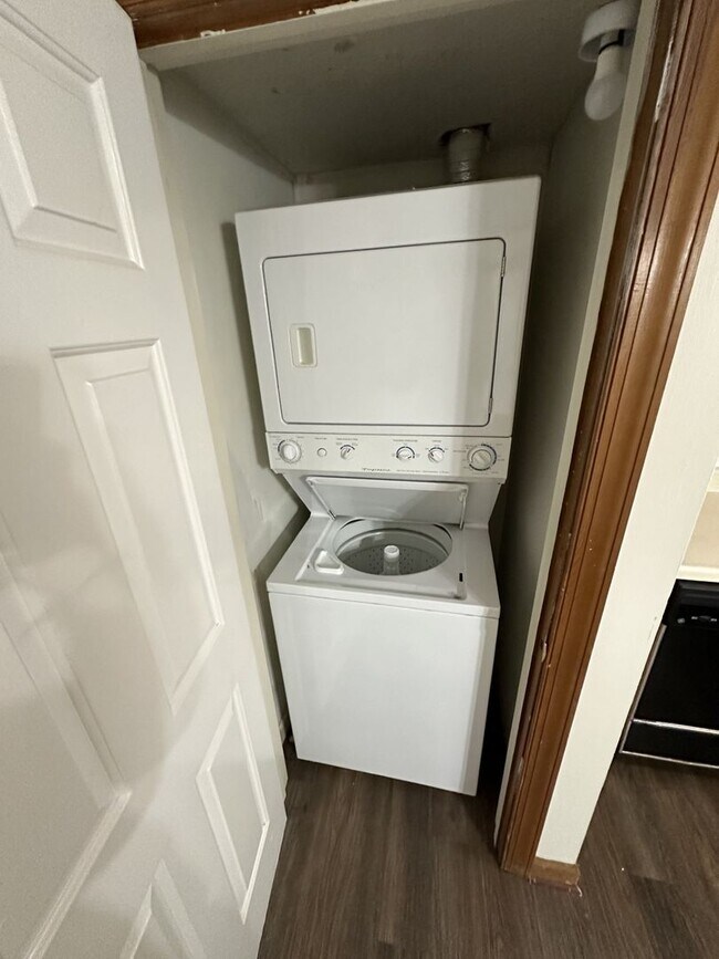 Photo - 1 Bedroom 1 Bathroom Condo!