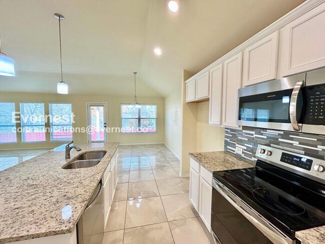 Photo - 1413 Avenue A