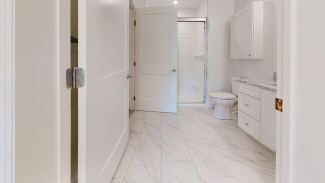 Photo - 206 Sherman Rd