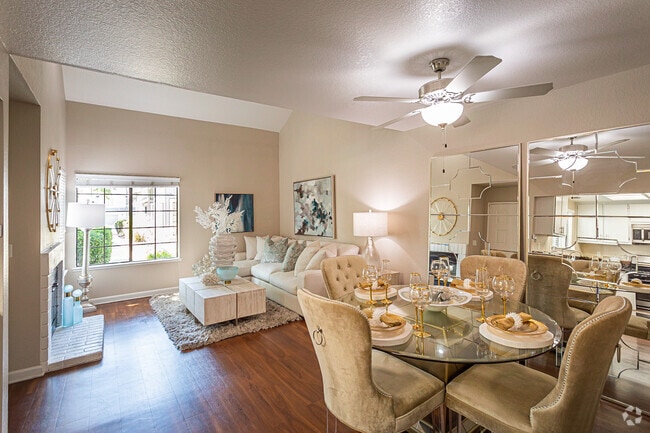 2BR, 2.5BA - 1102 SF