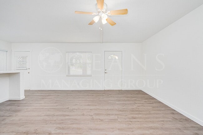 Photo - Coastal Living in the Heart of Daytona Beach Unit 3