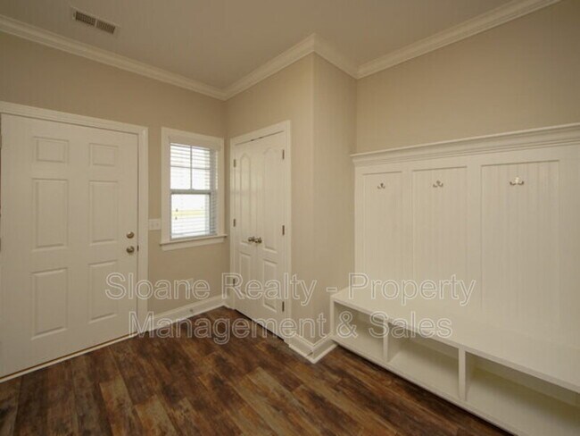 Photo - 4137 Rigsby Ln