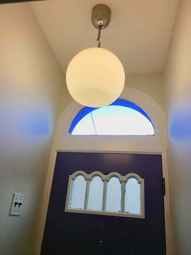 Photo - 2628 E Somerset St