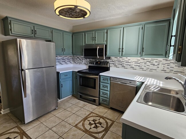 Photo - 212 Sonoma Pl