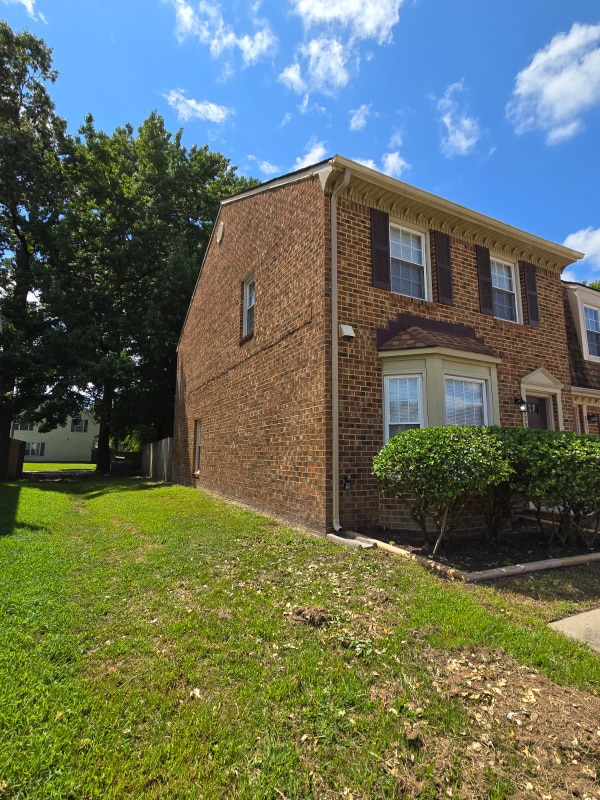 Photo - 5529 Old Guard Crescent