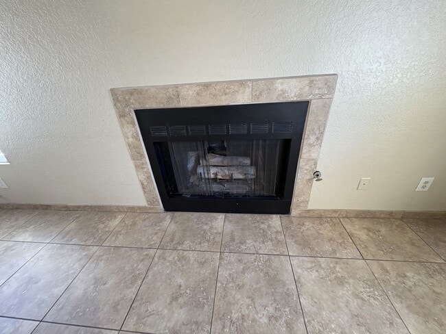 Photo - Eastside 4-bedroom 2.5-bathroom home with community pool