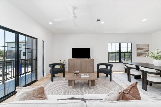 Photo - 11936 N Hoa Sen Cir