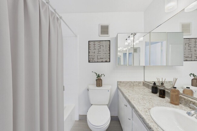 Photo - 15 Catamaran Street